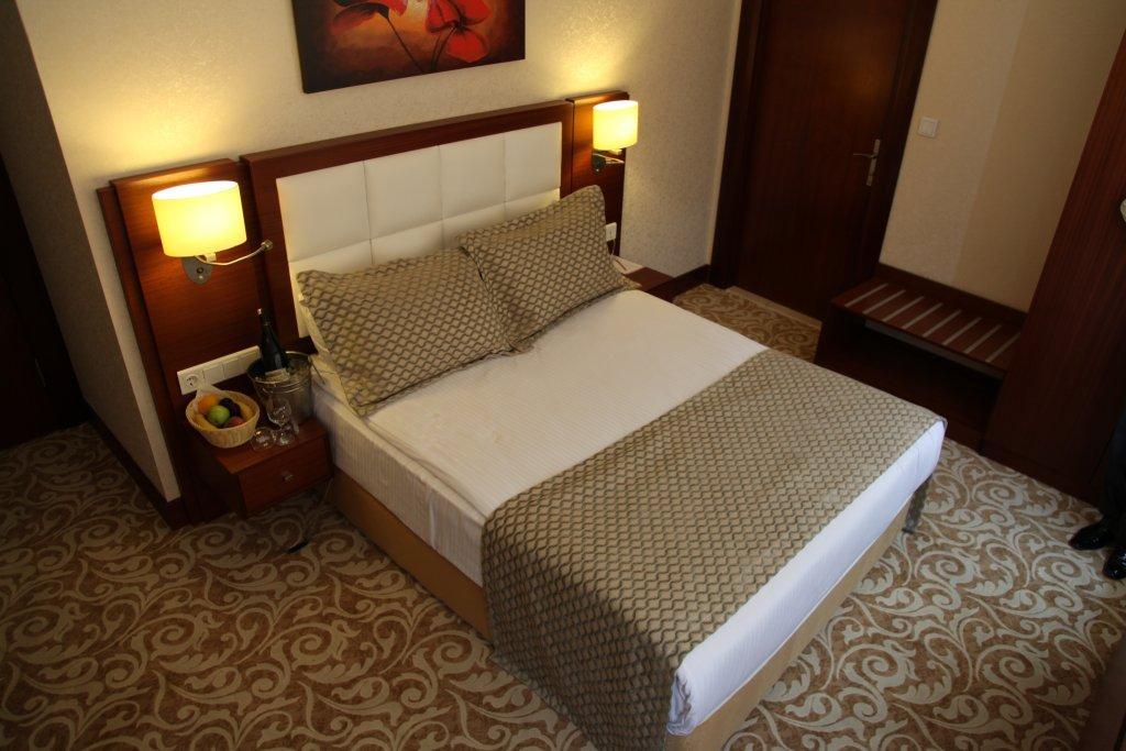 Asrin Business Hotel Kizilay Ankara Bagian luar foto