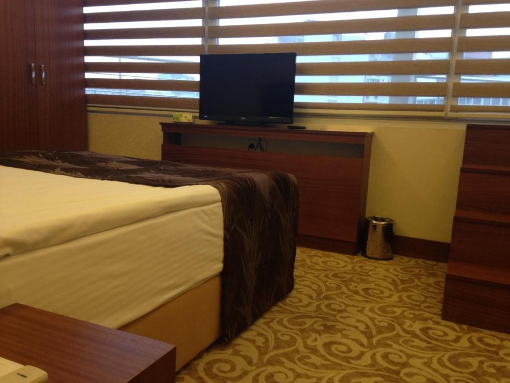 Asrin Business Hotel Kizilay Ankara Bagian luar foto