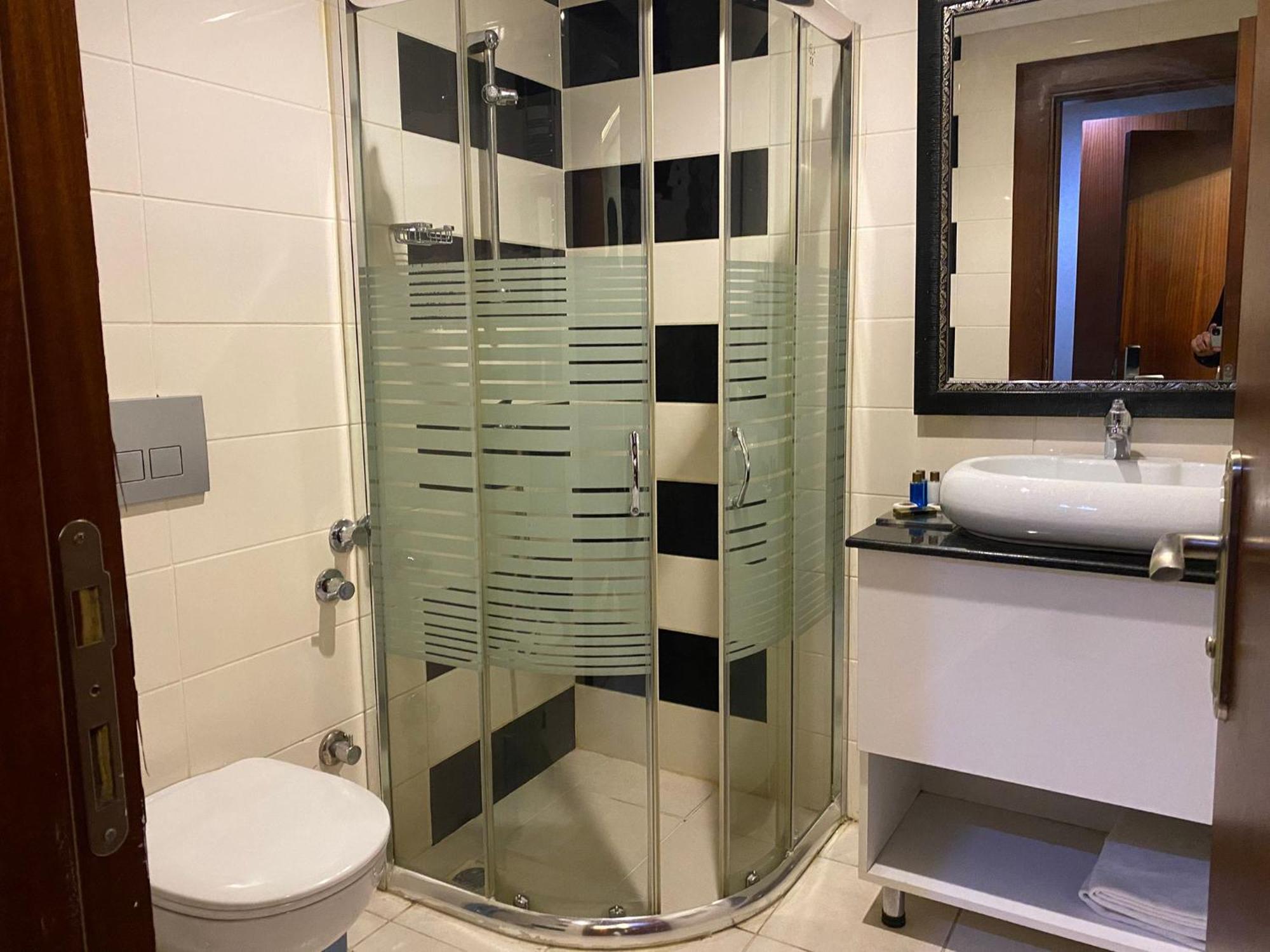 Asrin Business Hotel Kizilay Ankara Bagian luar foto