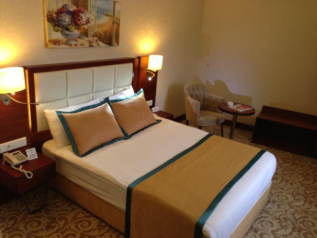 Asrin Business Hotel Kizilay Ankara Bagian luar foto